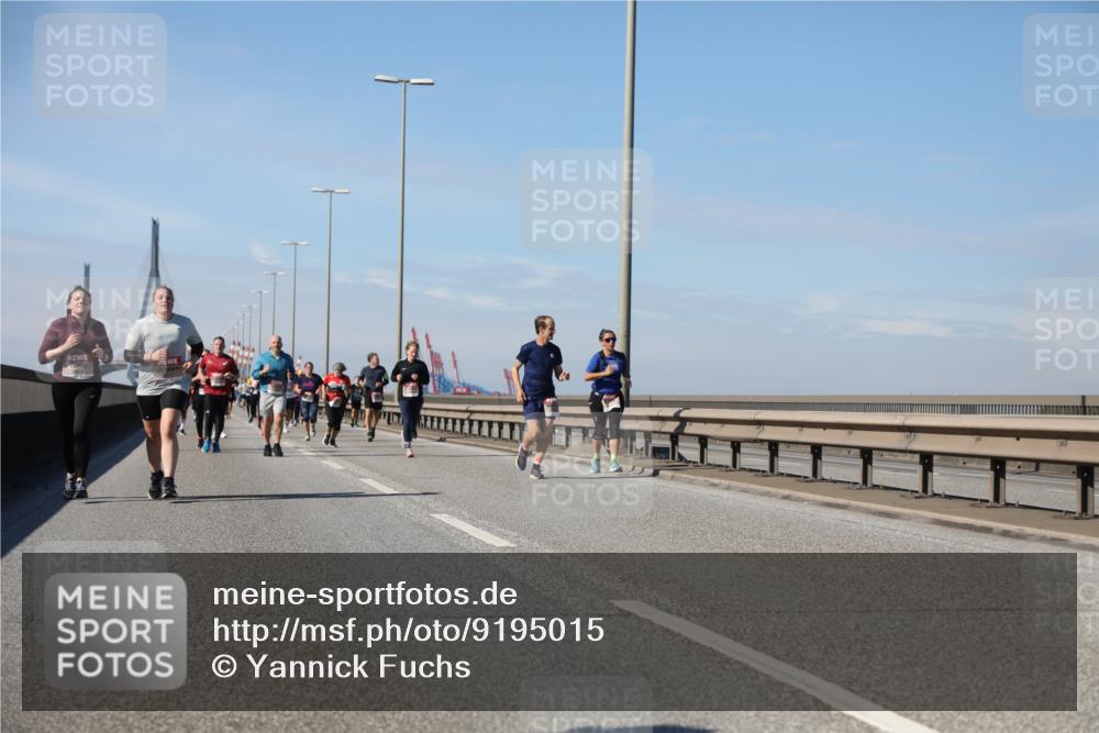 03.10.2025 - Köhlbrandbrückenlauf Yannick Fuchs http://msf.ph/oto/9195015 03.10.2025 11:57:41 Position 3  meine-sportfotos.de