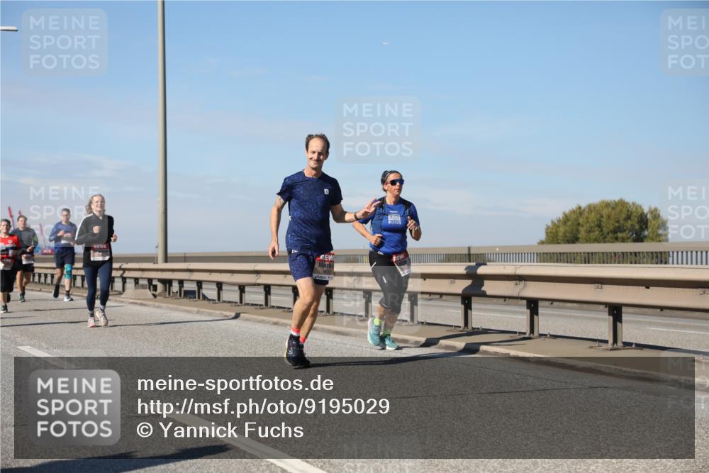 03.10.2025 - Köhlbrandbrückenlauf Yannick Fuchs http://msf.ph/oto/9195029 03.10.2025 11:57:45 Position 3 2025 meine-sportfotos.de