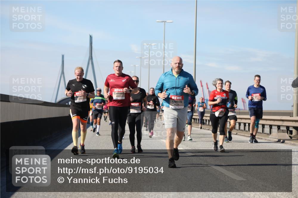 03.10.2025 - Köhlbrandbrückenlauf Yannick Fuchs http://msf.ph/oto/9195034 03.10.2025 11:57:47 Position 3 6435, 6153, 5129 meine-sportfotos.de
