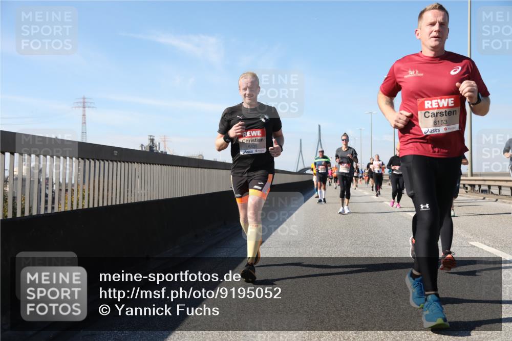 03.10.2025 - Köhlbrandbrückenlauf Yannick Fuchs http://msf.ph/oto/9195052 03.10.2025 11:57:51 Position 3 6435, 6153 meine-sportfotos.de