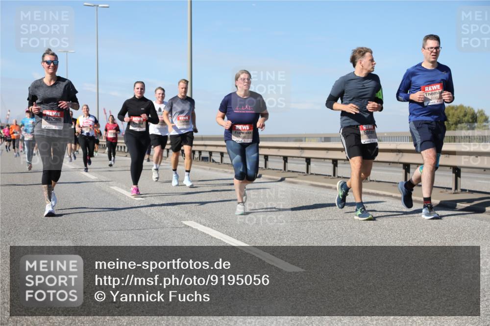03.10.2025 - Köhlbrandbrückenlauf Yannick Fuchs http://msf.ph/oto/9195056 03.10.2025 11:57:52 Position 3 5168, 4242 meine-sportfotos.de