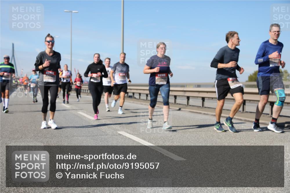 03.10.2025 - Köhlbrandbrückenlauf Yannick Fuchs http://msf.ph/oto/9195057 03.10.2025 11:57:53 Position 3 7411 meine-sportfotos.de