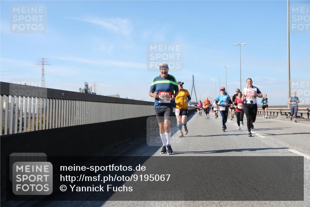 03.10.2025 - Köhlbrandbrückenlauf Yannick Fuchs http://msf.ph/oto/9195067 03.10.2025 11:57:55 Position 3  meine-sportfotos.de