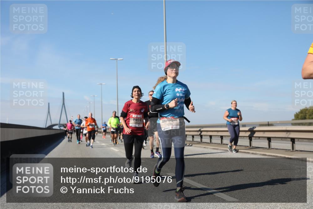 03.10.2025 - Köhlbrandbrückenlauf Yannick Fuchs http://msf.ph/oto/9195076 03.10.2025 11:57:58 Position 3 5302, 4333 meine-sportfotos.de
