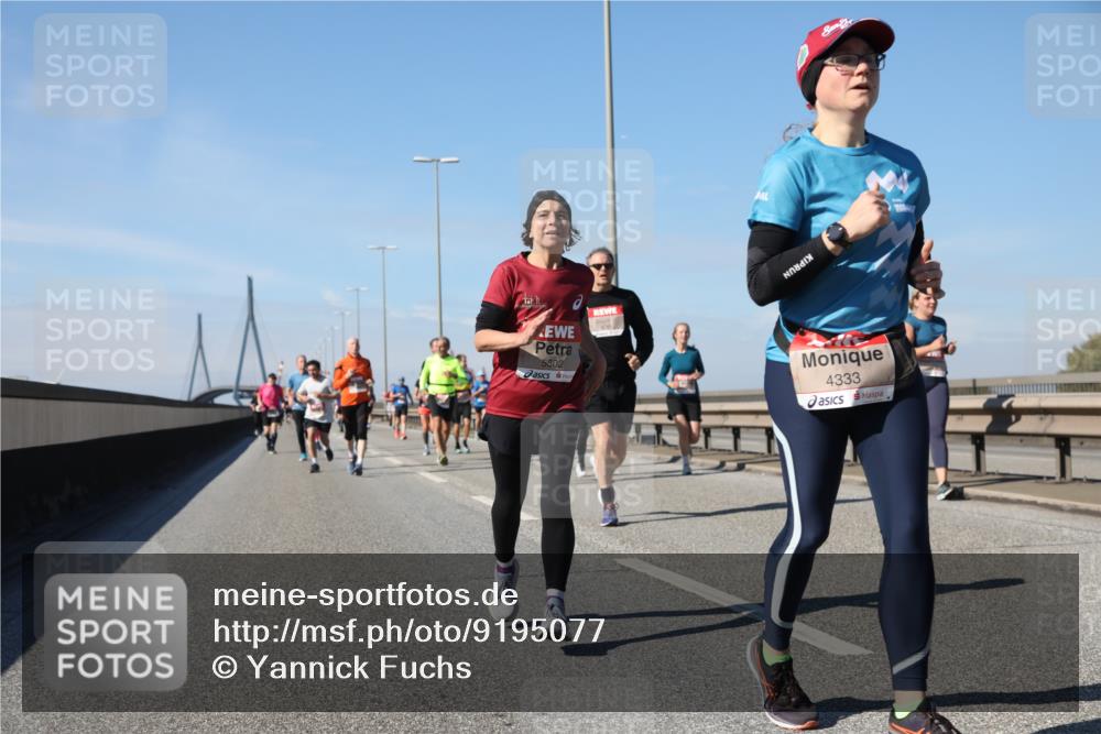 03.10.2025 - Köhlbrandbrückenlauf Yannick Fuchs http://msf.ph/oto/9195077 03.10.2025 11:57:59 Position 3 5302, 4333 meine-sportfotos.de