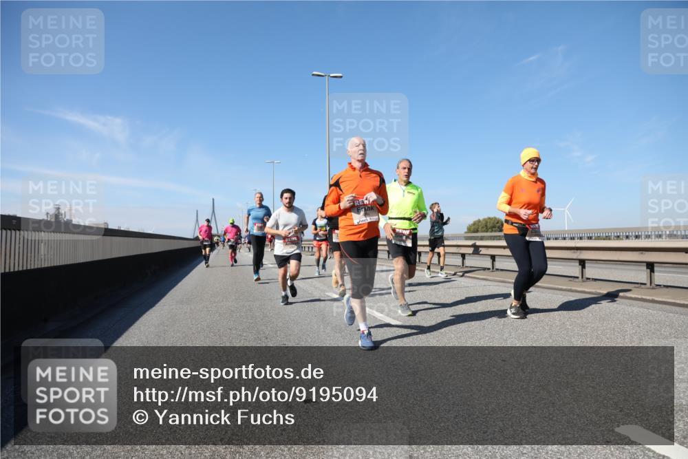 03.10.2025 - Köhlbrandbrückenlauf Yannick Fuchs http://msf.ph/oto/9195094 03.10.2025 11:58:04 Position 3  meine-sportfotos.de