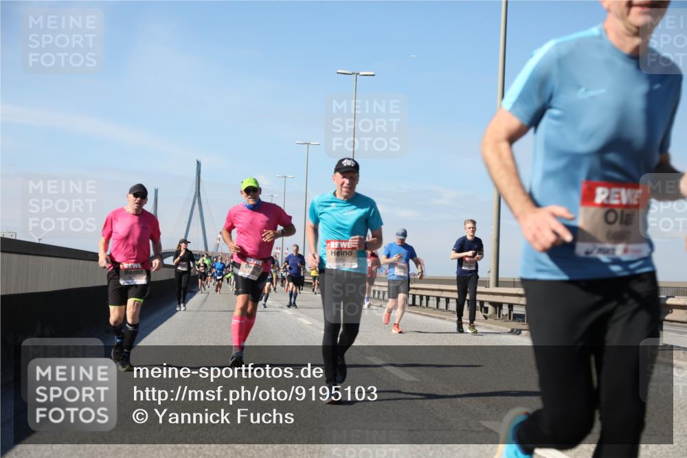 03.10.2025 - Köhlbrandbrückenlauf Yannick Fuchs http://msf.ph/oto/9195103 03.10.2025 11:58:06 Position 3 6097 meine-sportfotos.de