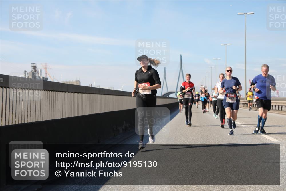 03.10.2025 - Köhlbrandbrückenlauf Yannick Fuchs http://msf.ph/oto/9195130 03.10.2025 11:58:13 Position 3 5691 meine-sportfotos.de