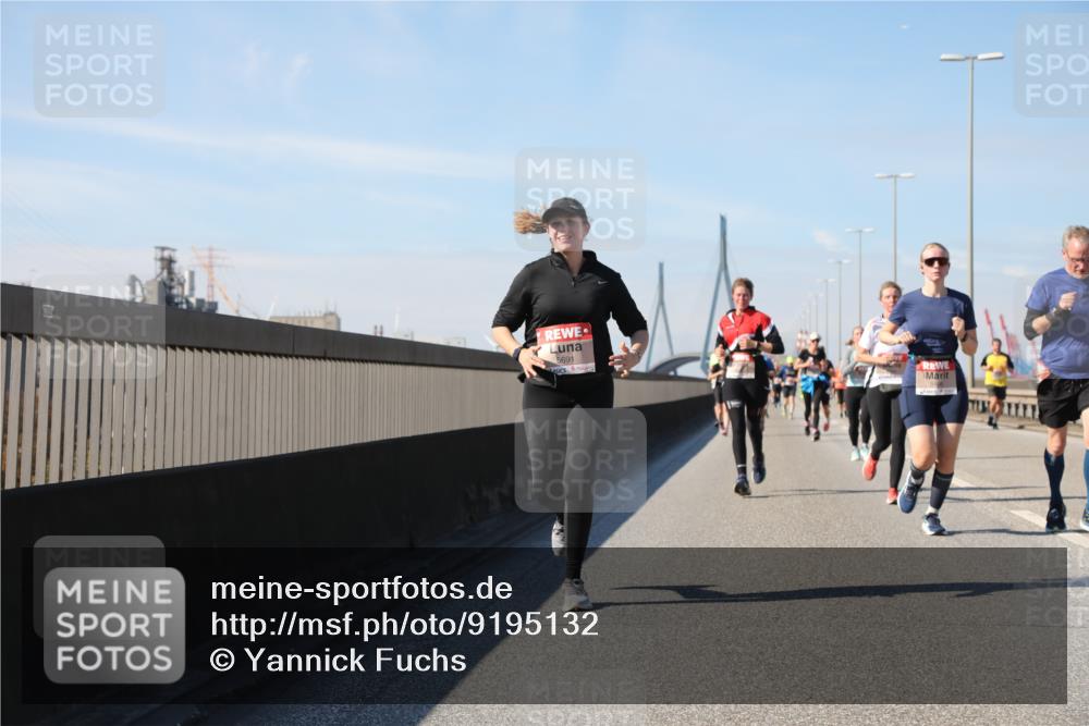 03.10.2025 - Köhlbrandbrückenlauf Yannick Fuchs http://msf.ph/oto/9195132 03.10.2025 11:58:13 Position 3 5691 meine-sportfotos.de
