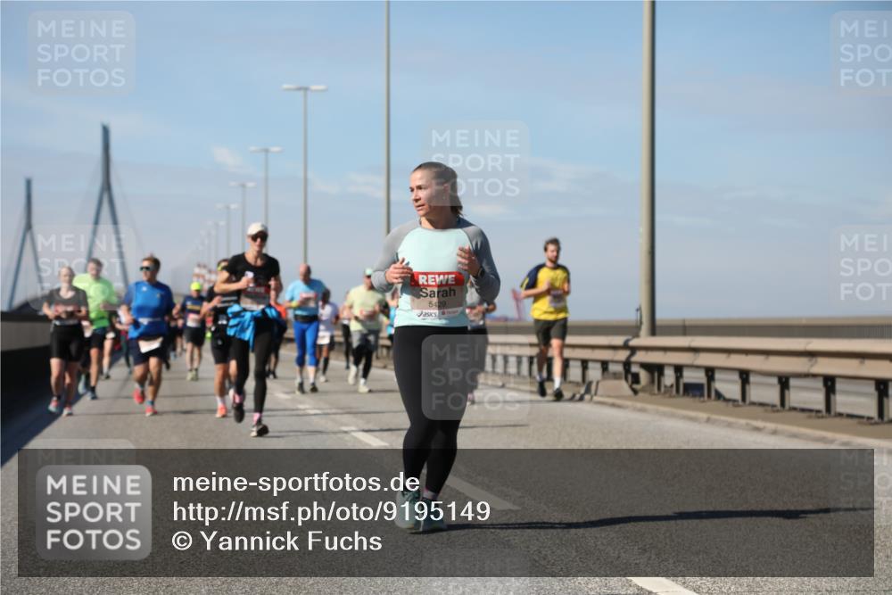 03.10.2025 - Köhlbrandbrückenlauf Yannick Fuchs http://msf.ph/oto/9195149 03.10.2025 11:58:17 Position 3 5429 meine-sportfotos.de