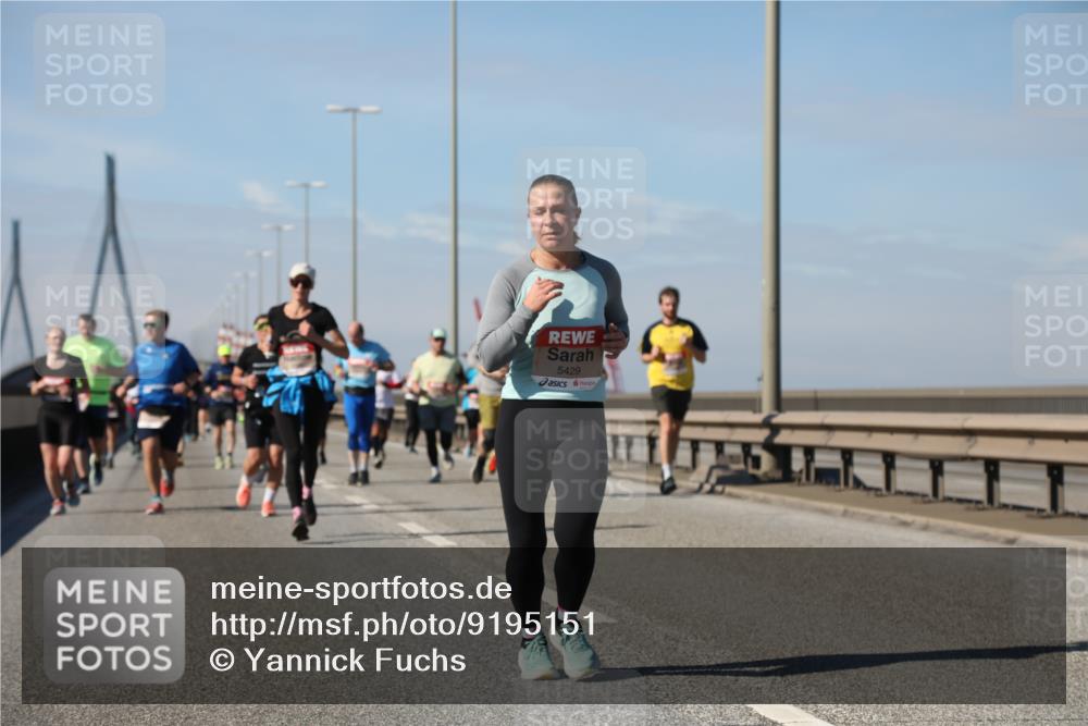 03.10.2025 - Köhlbrandbrückenlauf Yannick Fuchs http://msf.ph/oto/9195151 03.10.2025 11:58:18 Position 3 5429 meine-sportfotos.de