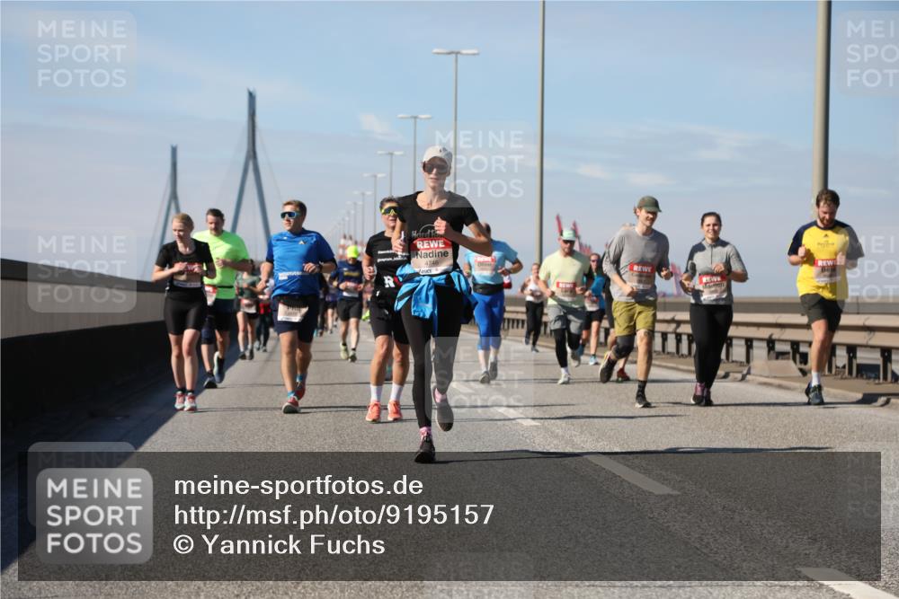 03.10.2025 - Köhlbrandbrückenlauf Yannick Fuchs http://msf.ph/oto/9195157 03.10.2025 11:58:19 Position 3 4746 meine-sportfotos.de