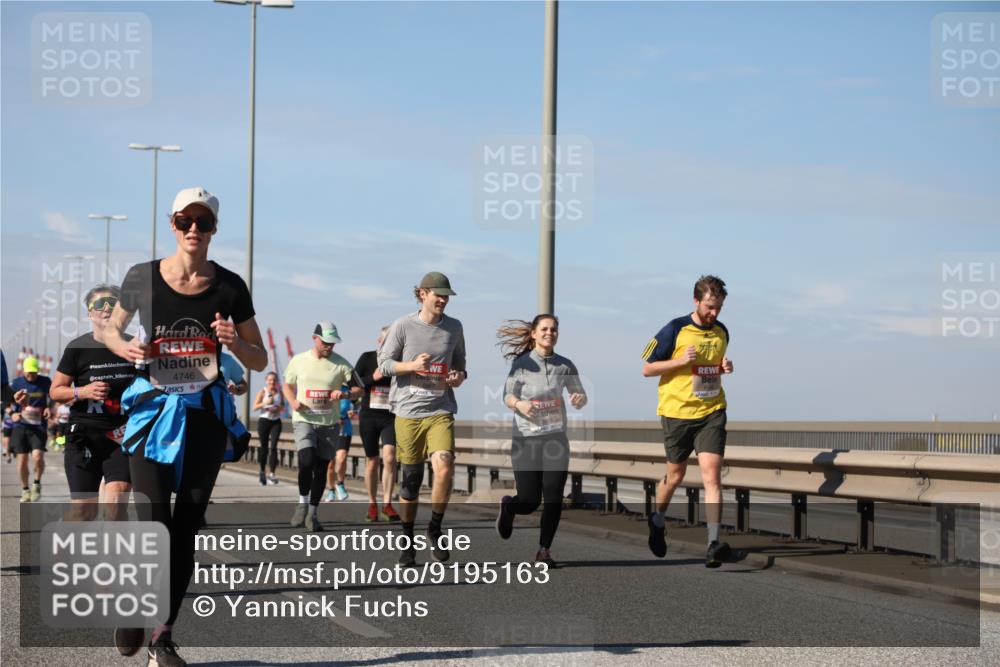 03.10.2025 - Köhlbrandbrückenlauf Yannick Fuchs http://msf.ph/oto/9195163 03.10.2025 11:58:21 Position 3 4746 meine-sportfotos.de
