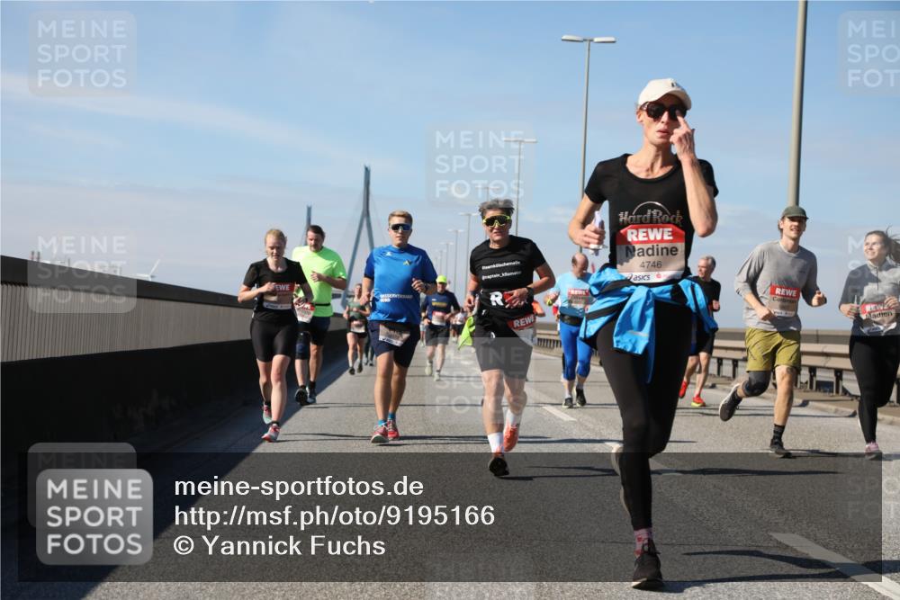 03.10.2025 - Köhlbrandbrückenlauf Yannick Fuchs http://msf.ph/oto/9195166 03.10.2025 11:58:21 Position 3 4746 meine-sportfotos.de