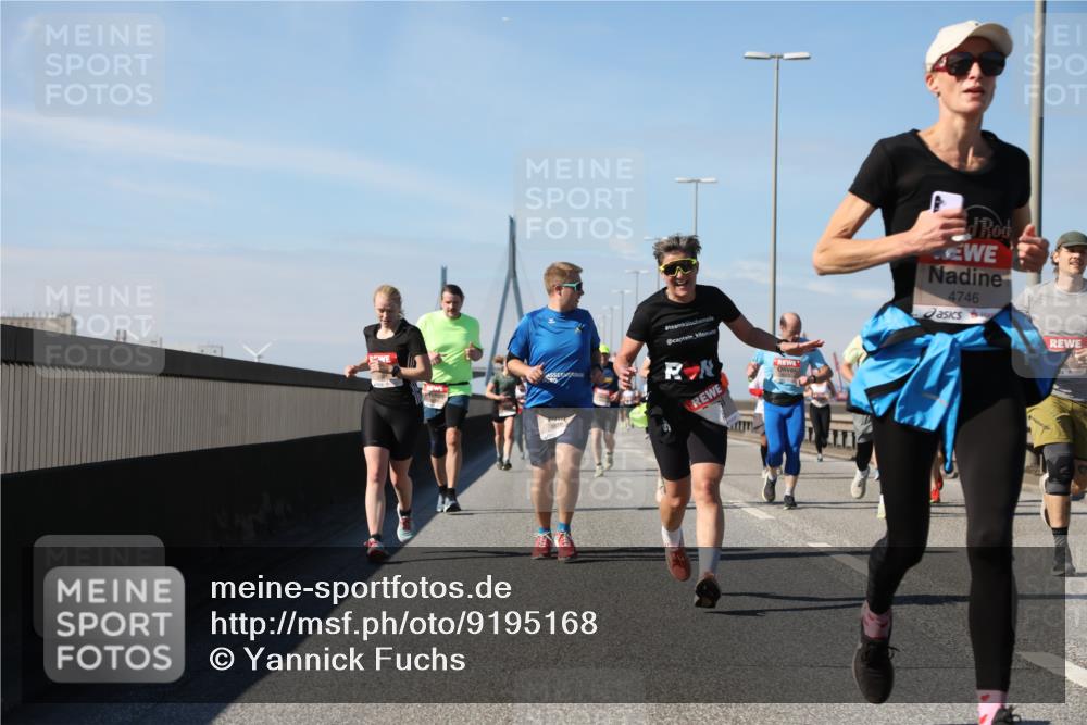 03.10.2025 - Köhlbrandbrückenlauf Yannick Fuchs http://msf.ph/oto/9195168 03.10.2025 11:58:22 Position 3 4746 meine-sportfotos.de