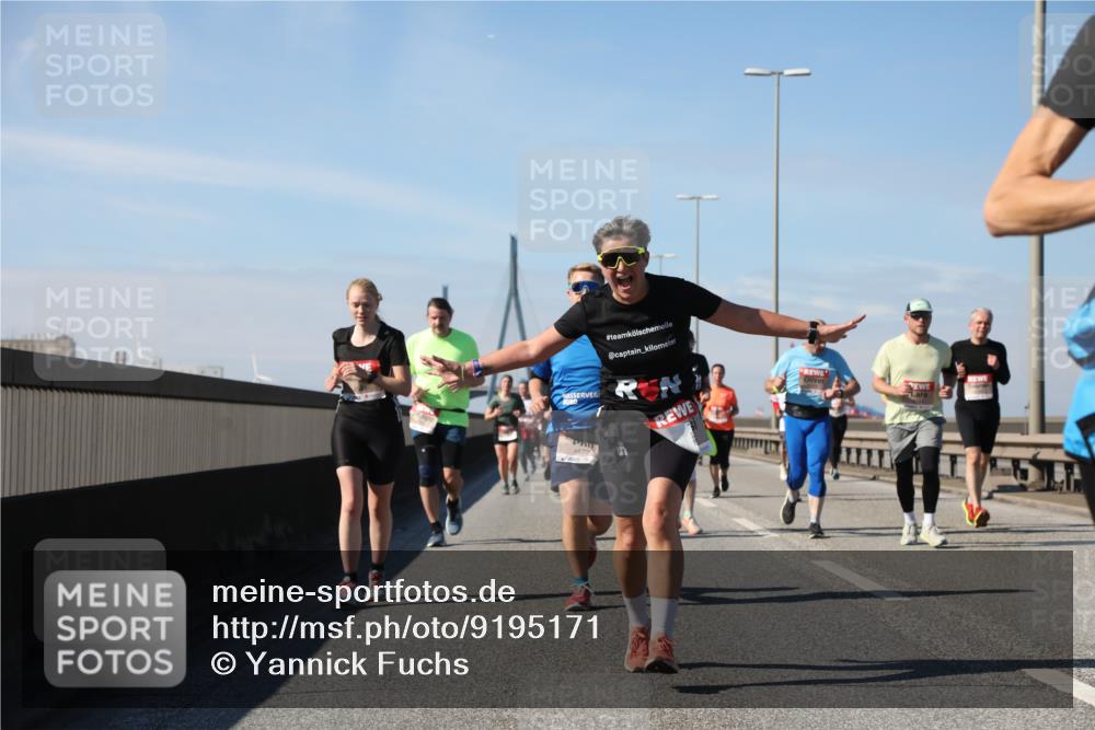 03.10.2025 - Köhlbrandbrückenlauf Yannick Fuchs http://msf.ph/oto/9195171 03.10.2025 11:58:22 Position 3 4672 meine-sportfotos.de