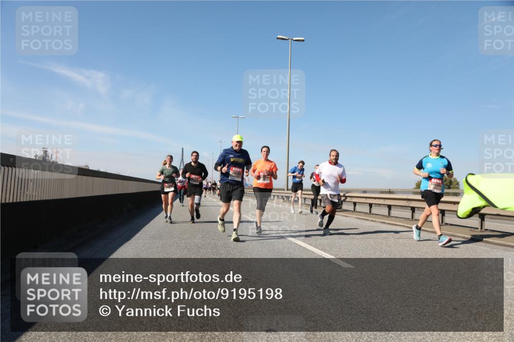 03.10.2025 - Köhlbrandbrückenlauf Yannick Fuchs http://msf.ph/oto/9195198 03.10.2025 11:58:28 Position 3  meine-sportfotos.de