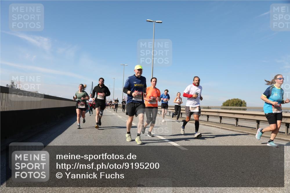 03.10.2025 - Köhlbrandbrückenlauf Yannick Fuchs http://msf.ph/oto/9195200 03.10.2025 11:58:29 Position 3  meine-sportfotos.de