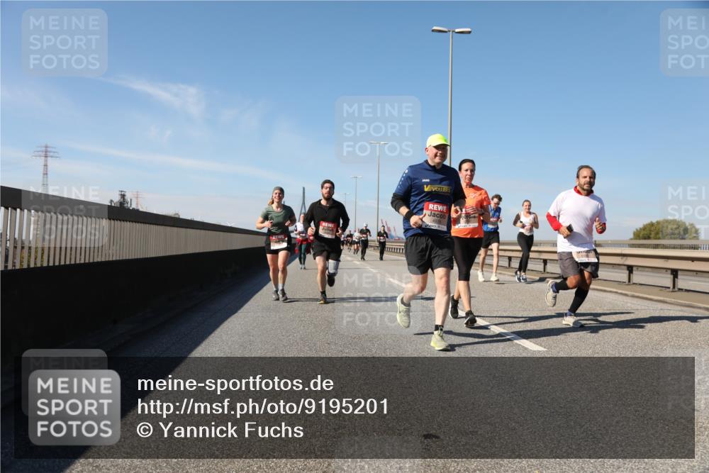 03.10.2025 - Köhlbrandbrückenlauf Yannick Fuchs http://msf.ph/oto/9195201 03.10.2025 11:58:29 Position 3  meine-sportfotos.de