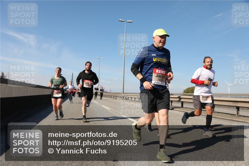 03.10.2025 - Köhlbrandbrückenlauf Yannick Fuchs http://msf.ph/oto/9195205 03.10.2025 11:58:30 Position 3 4978, 6556 meine-sportfotos.de