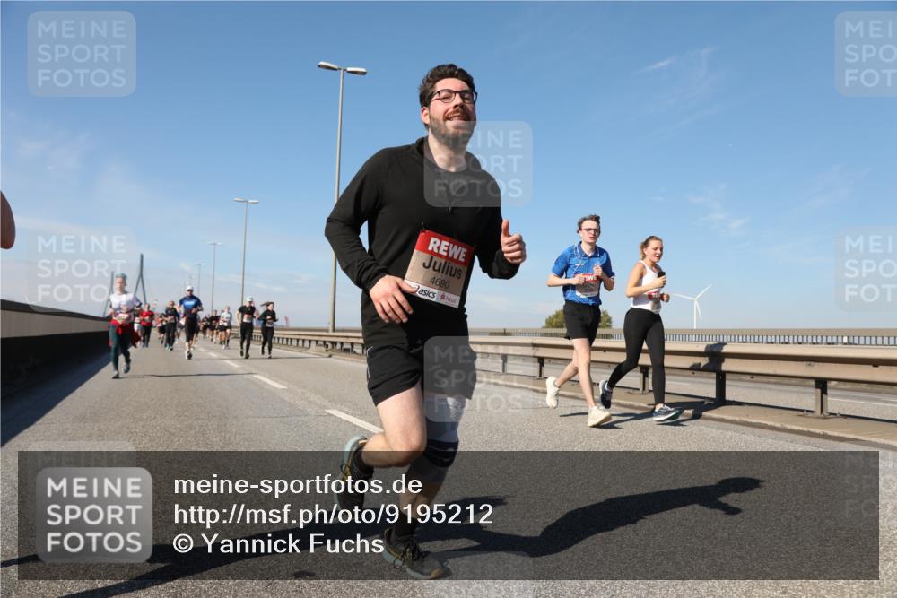 03.10.2025 - Köhlbrandbrückenlauf Yannick Fuchs http://msf.ph/oto/9195212 03.10.2025 11:58:31 Position 3 4690 meine-sportfotos.de