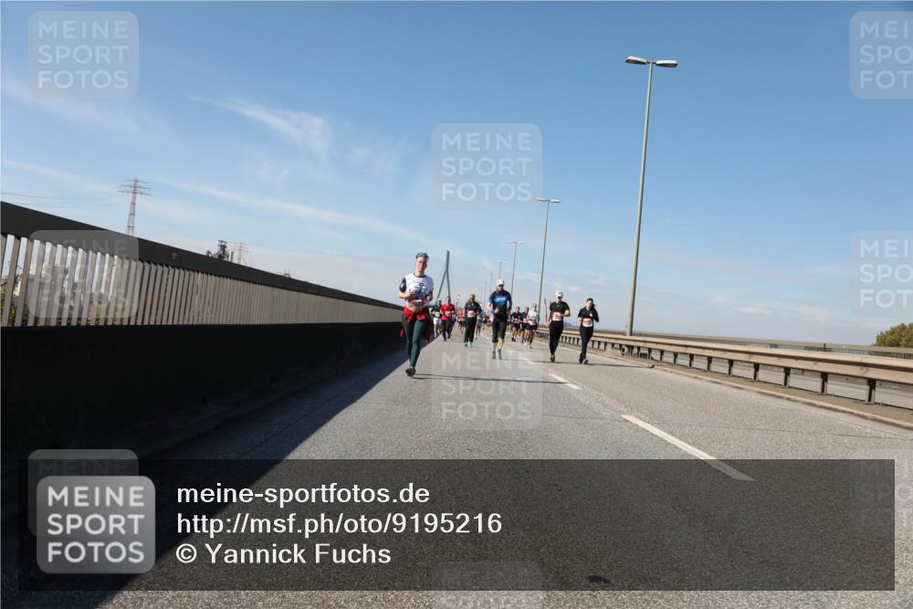 03.10.2025 - Köhlbrandbrückenlauf Yannick Fuchs http://msf.ph/oto/9195216 03.10.2025 11:58:32 Position 3  meine-sportfotos.de