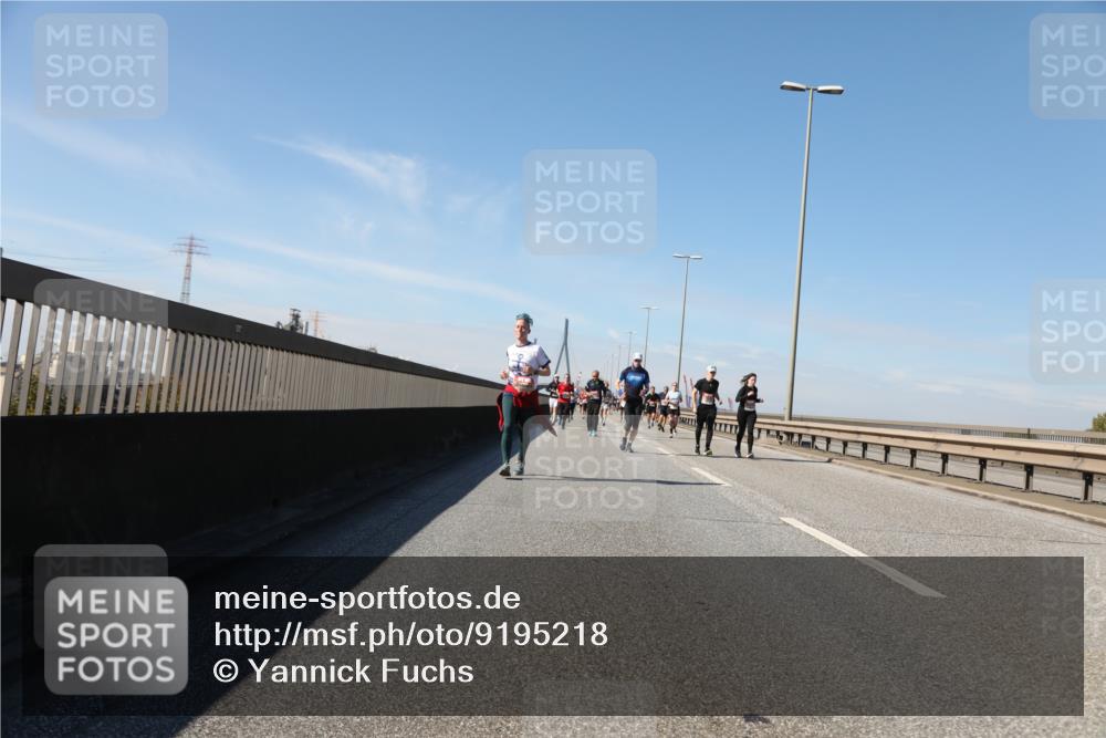 03.10.2025 - Köhlbrandbrückenlauf Yannick Fuchs http://msf.ph/oto/9195218 03.10.2025 11:58:32 Position 3  meine-sportfotos.de