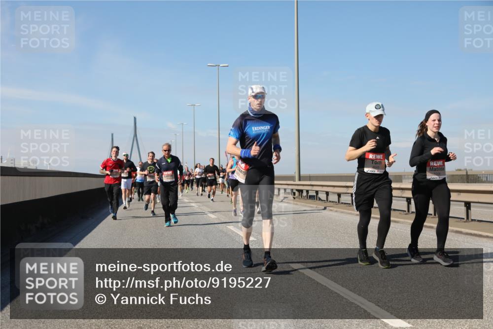 03.10.2025 - Köhlbrandbrückenlauf Yannick Fuchs http://msf.ph/oto/9195227 03.10.2025 11:58:36 Position 3 4645, 15339 meine-sportfotos.de