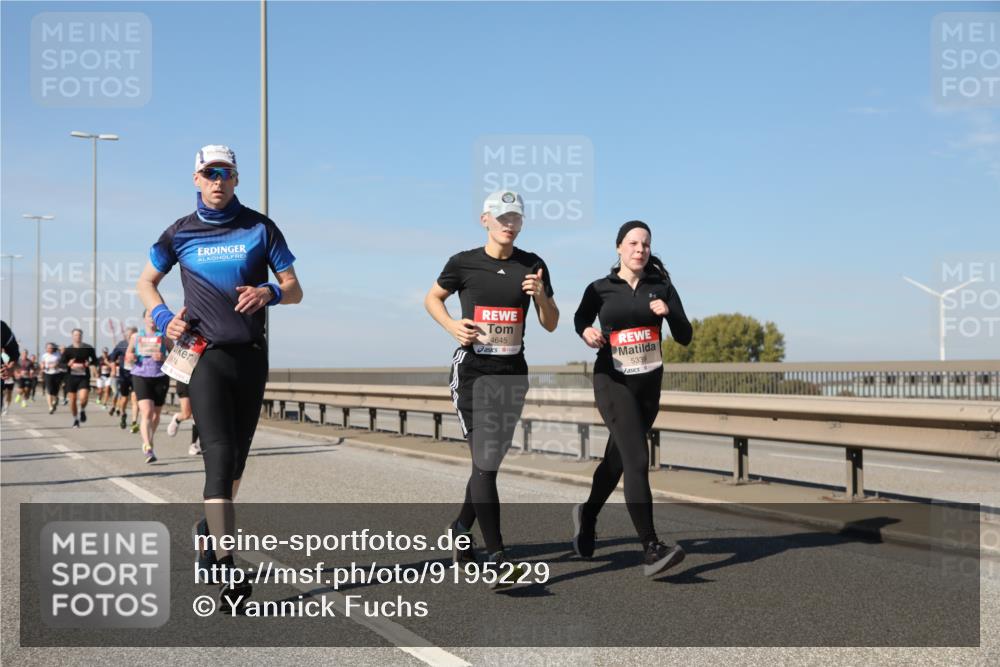 03.10.2025 - Köhlbrandbrückenlauf Yannick Fuchs http://msf.ph/oto/9195229 03.10.2025 11:58:36 Position 3 5974, 4645, 5339 meine-sportfotos.de