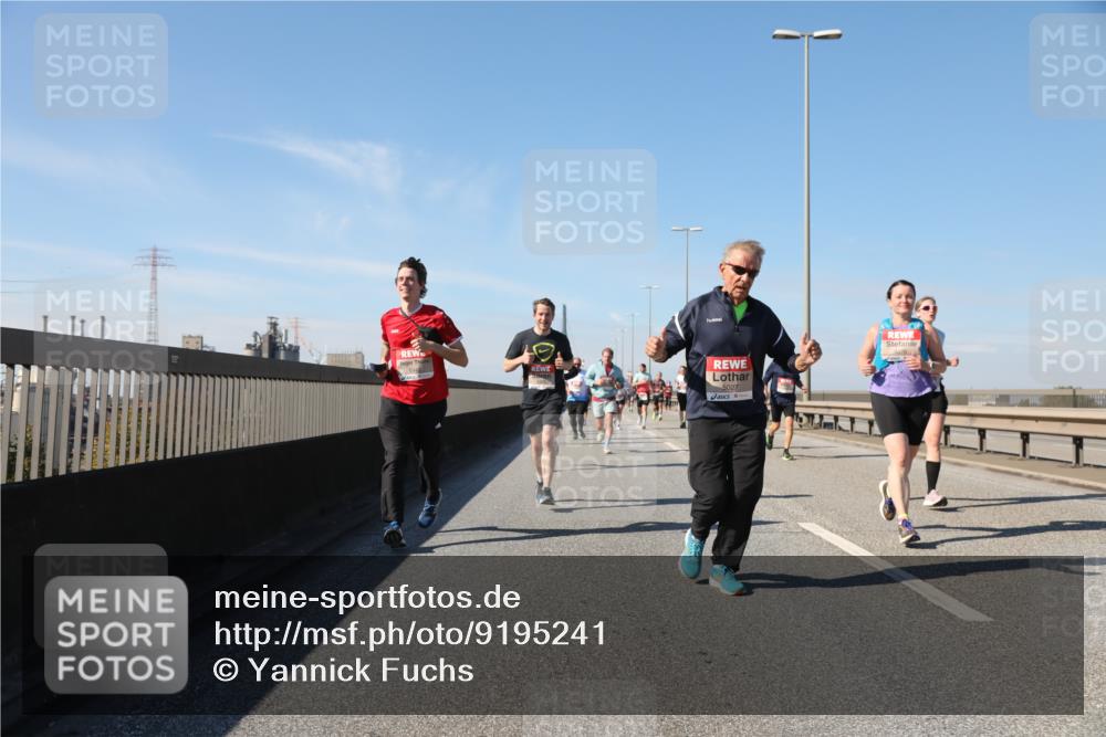 03.10.2025 - Köhlbrandbrückenlauf Yannick Fuchs http://msf.ph/oto/9195241 03.10.2025 11:58:39 Position 3 5027 meine-sportfotos.de