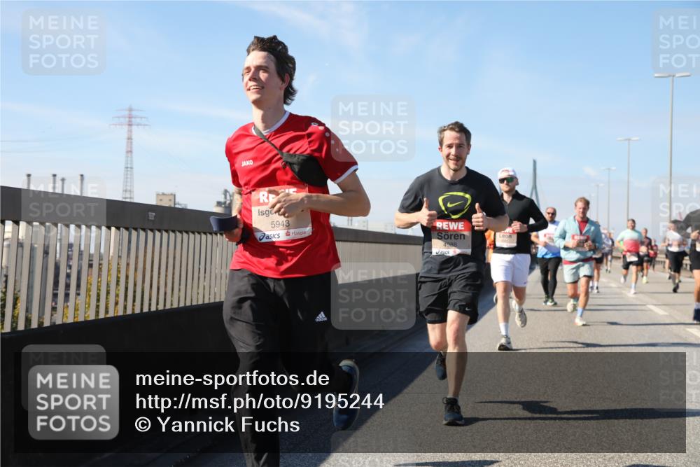 03.10.2025 - Köhlbrandbrückenlauf Yannick Fuchs http://msf.ph/oto/9195244 03.10.2025 11:58:40 Position 3 5943, 4988 meine-sportfotos.de