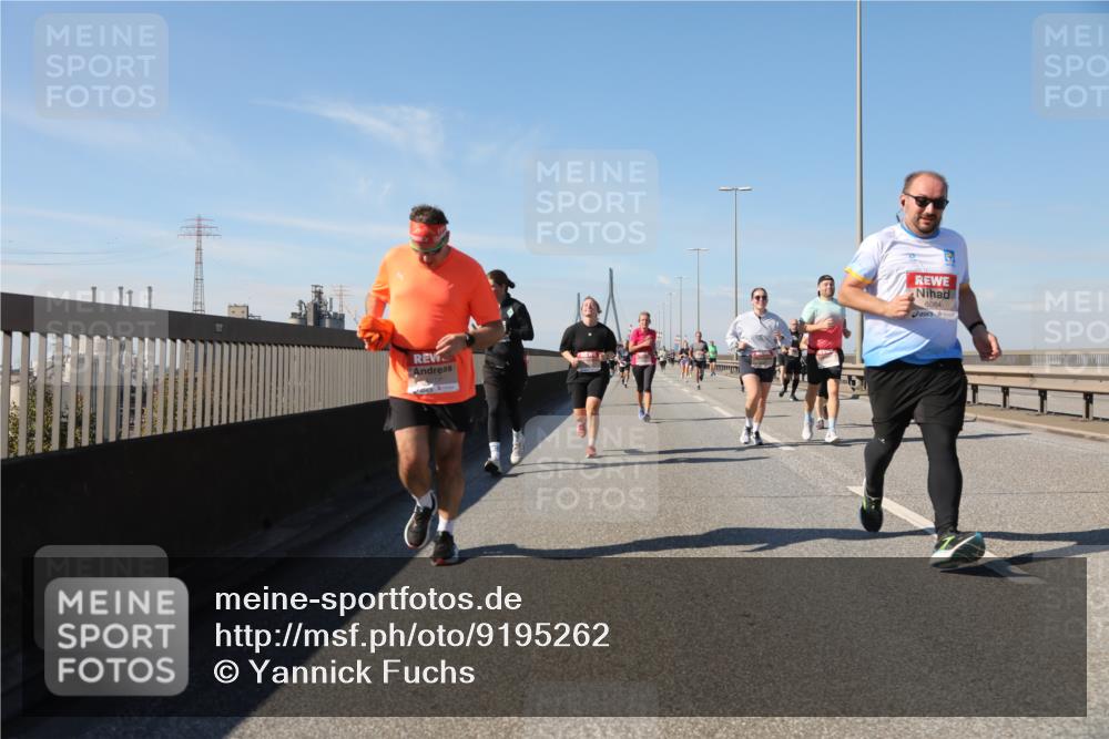 03.10.2025 - Köhlbrandbrückenlauf Yannick Fuchs http://msf.ph/oto/9195262 03.10.2025 11:58:44 Position 3 6084 meine-sportfotos.de