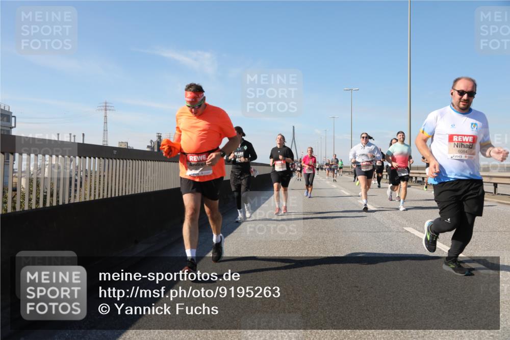 03.10.2025 - Köhlbrandbrückenlauf Yannick Fuchs http://msf.ph/oto/9195263 03.10.2025 11:58:44 Position 3 6084 meine-sportfotos.de