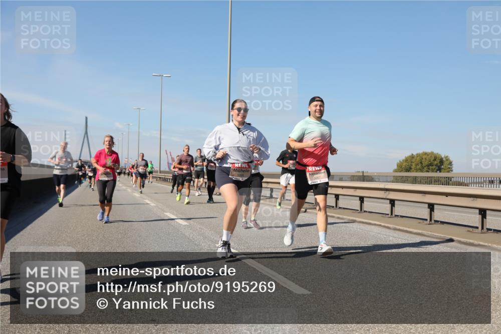 03.10.2025 - Köhlbrandbrückenlauf Yannick Fuchs http://msf.ph/oto/9195269 03.10.2025 11:58:46 Position 3 5008, 5007 meine-sportfotos.de