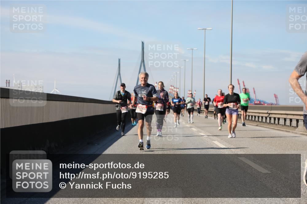 03.10.2025 - Köhlbrandbrückenlauf Yannick Fuchs http://msf.ph/oto/9195285 03.10.2025 11:58:51 Position 3  meine-sportfotos.de