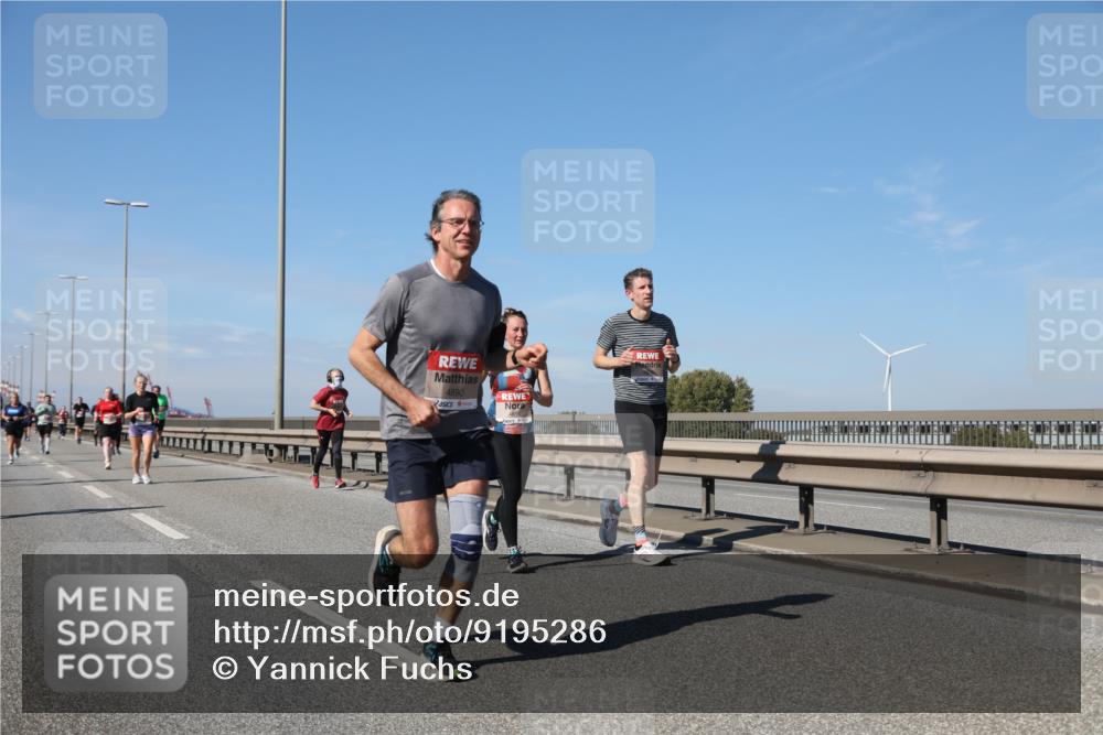 03.10.2025 - Köhlbrandbrückenlauf Yannick Fuchs http://msf.ph/oto/9195286 03.10.2025 11:58:52 Position 3 4890 meine-sportfotos.de