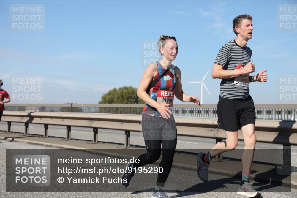 03.10.2025 - Köhlbrandbrückenlauf Yannick Fuchs http://msf.ph/oto/9195290 03.10.2025 11:58:53 Position 3 4876 meine-sportfotos.de