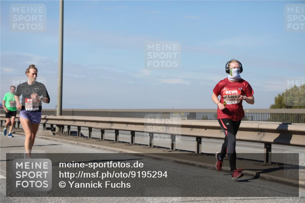 03.10.2025 - Köhlbrandbrückenlauf Yannick Fuchs http://msf.ph/oto/9195294 03.10.2025 11:58:54 Position 3 5685 meine-sportfotos.de