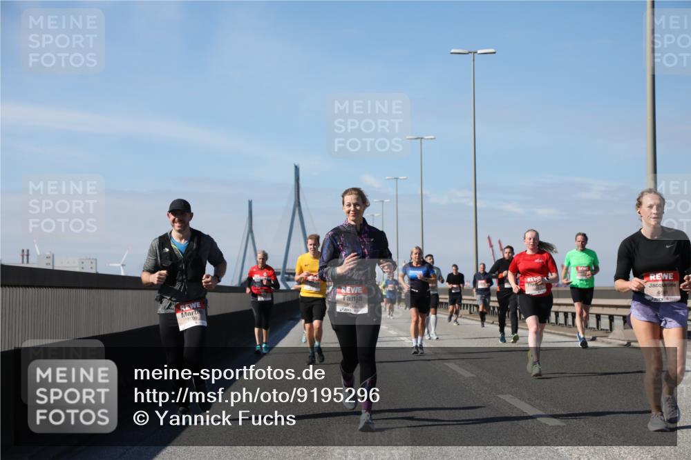 03.10.2025 - Köhlbrandbrückenlauf Yannick Fuchs http://msf.ph/oto/9195296 03.10.2025 11:58:55 Position 3 6600, 5975, 4691 meine-sportfotos.de