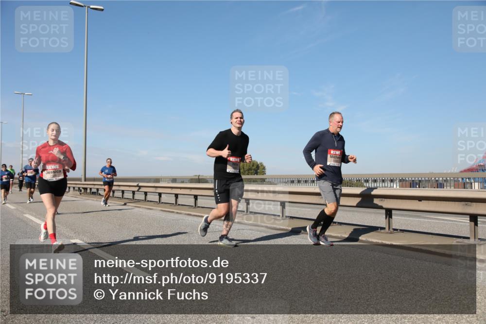 03.10.2025 - Köhlbrandbrückenlauf Yannick Fuchs http://msf.ph/oto/9195337 03.10.2025 11:59:08 Position 3 5148 meine-sportfotos.de
