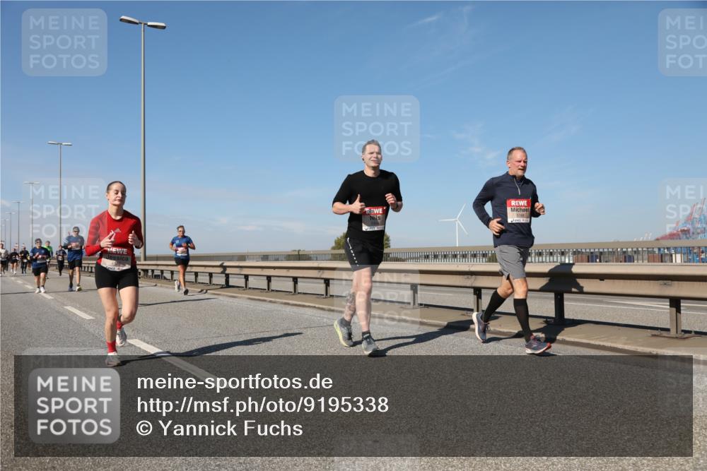 03.10.2025 - Köhlbrandbrückenlauf Yannick Fuchs http://msf.ph/oto/9195338 03.10.2025 11:59:08 Position 3 5148 meine-sportfotos.de