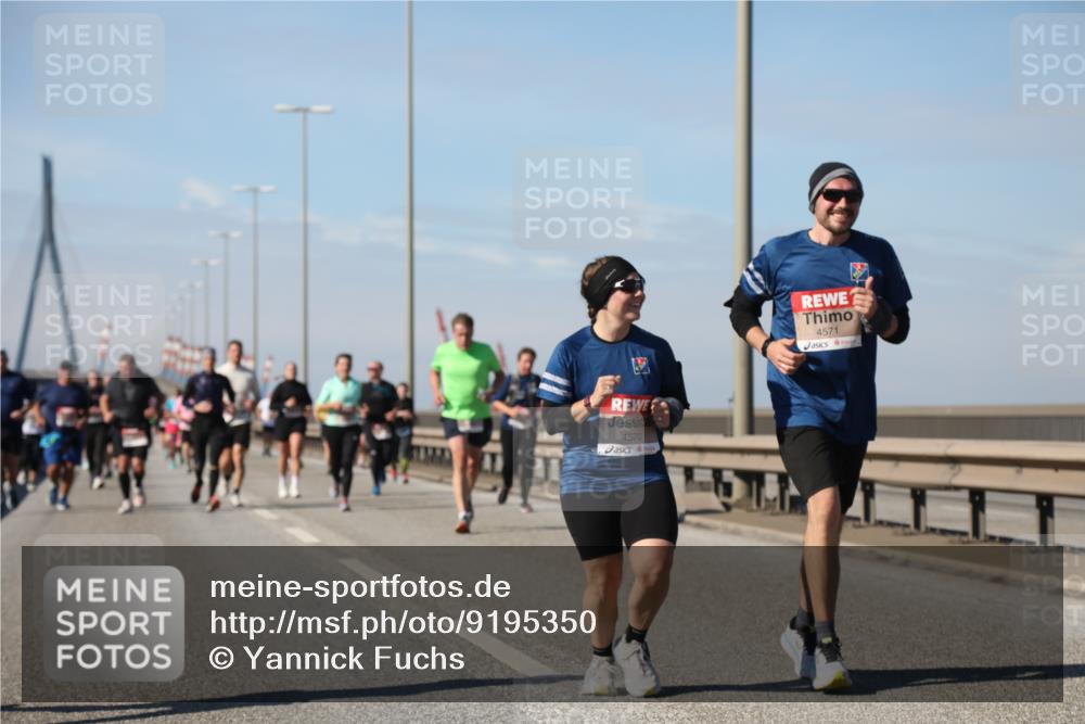 03.10.2025 - Köhlbrandbrückenlauf Yannick Fuchs http://msf.ph/oto/9195350 03.10.2025 11:59:11 Position 3 4570, 4571 meine-sportfotos.de
