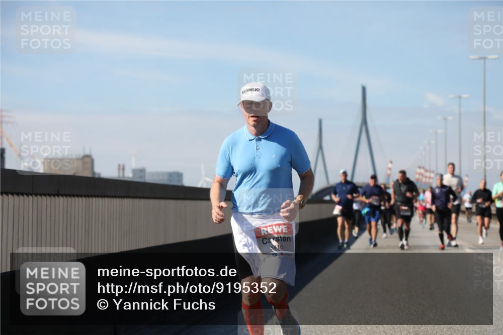 03.10.2025 - Köhlbrandbrückenlauf Yannick Fuchs http://msf.ph/oto/9195352 03.10.2025 11:59:12 Position 3 416 meine-sportfotos.de
