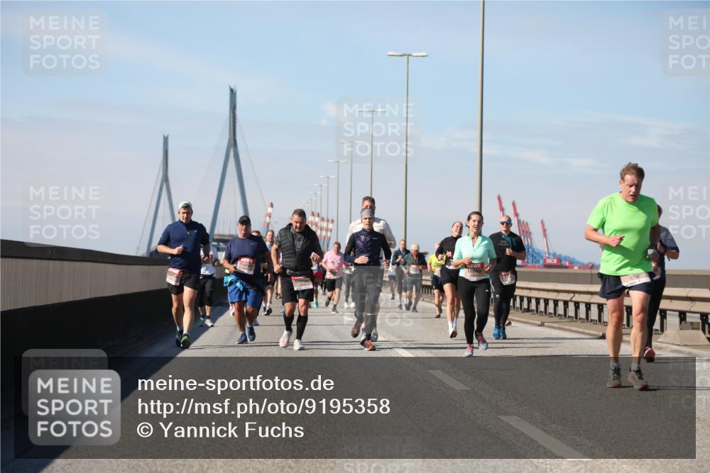 03.10.2025 - Köhlbrandbrückenlauf Yannick Fuchs http://msf.ph/oto/9195358 03.10.2025 11:59:14 Position 3  meine-sportfotos.de
