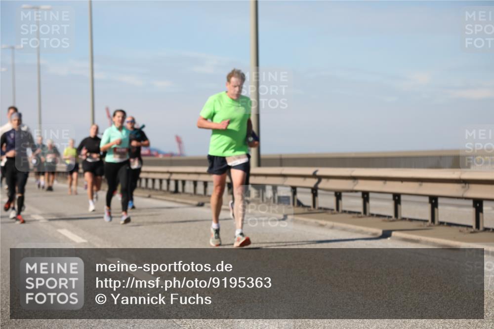 03.10.2025 - Köhlbrandbrückenlauf Yannick Fuchs http://msf.ph/oto/9195363 03.10.2025 11:59:15 Position 3  meine-sportfotos.de