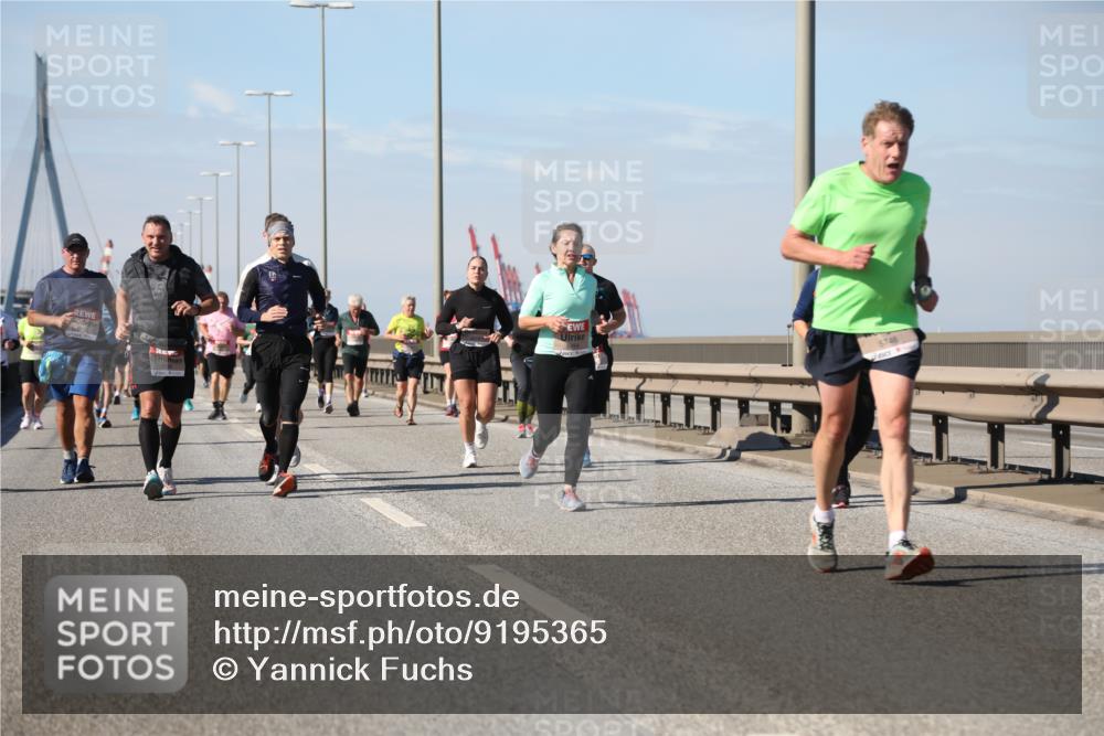 03.10.2025 - Köhlbrandbrückenlauf Yannick Fuchs http://msf.ph/oto/9195365 03.10.2025 11:59:15 Position 3 5746 meine-sportfotos.de