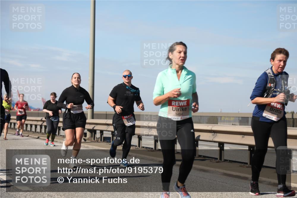 03.10.2025 - Köhlbrandbrückenlauf Yannick Fuchs http://msf.ph/oto/9195379 03.10.2025 11:59:19 Position 3 4815, 5454, 5037 meine-sportfotos.de