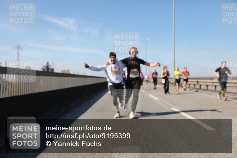 03.10.2025 - Köhlbrandbrückenlauf Yannick Fuchs http://msf.ph/oto/9195399 03.10.2025 11:59:24 Position 3  meine-sportfotos.de