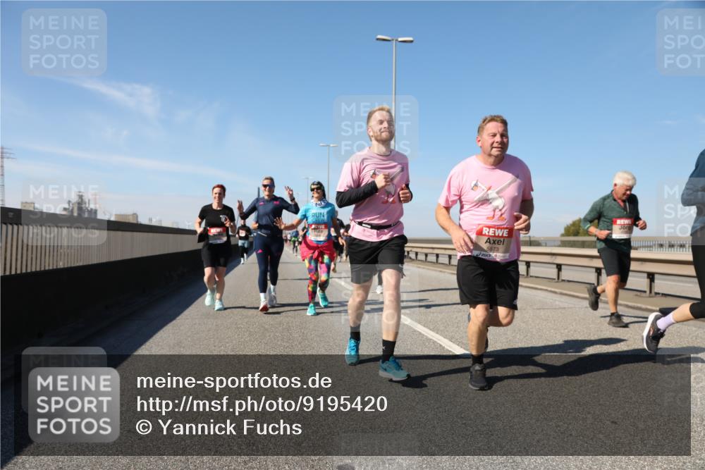 03.10.2025 - Köhlbrandbrückenlauf Yannick Fuchs http://msf.ph/oto/9195420 03.10.2025 11:59:29 Position 3 5873 meine-sportfotos.de