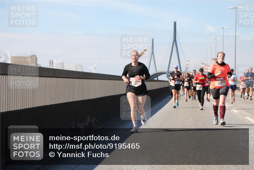 03.10.2025 - Köhlbrandbrückenlauf Yannick Fuchs http://msf.ph/oto/9195465 03.10.2025 11:59:40 Position 3 6646 meine-sportfotos.de
